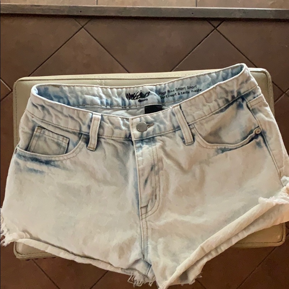 MOSSIMO HIGH RISE SHORT SHORTS SIZE 6
